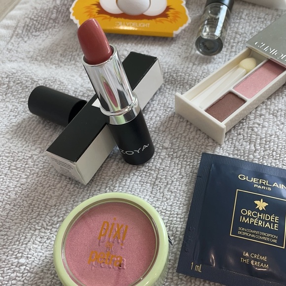 Makeup & Skincare Bundle 10 pieces NEW - Picture 4 of 7